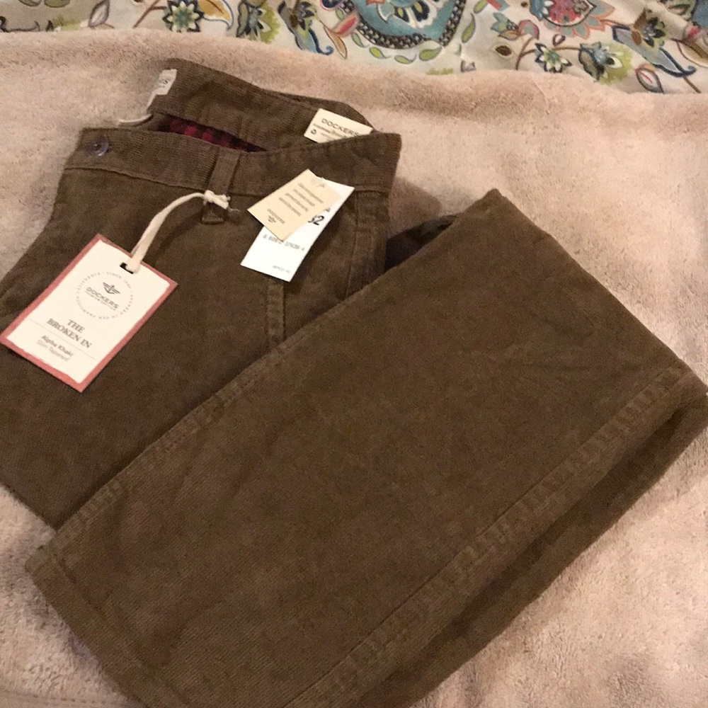 Men’s corduroy pants.